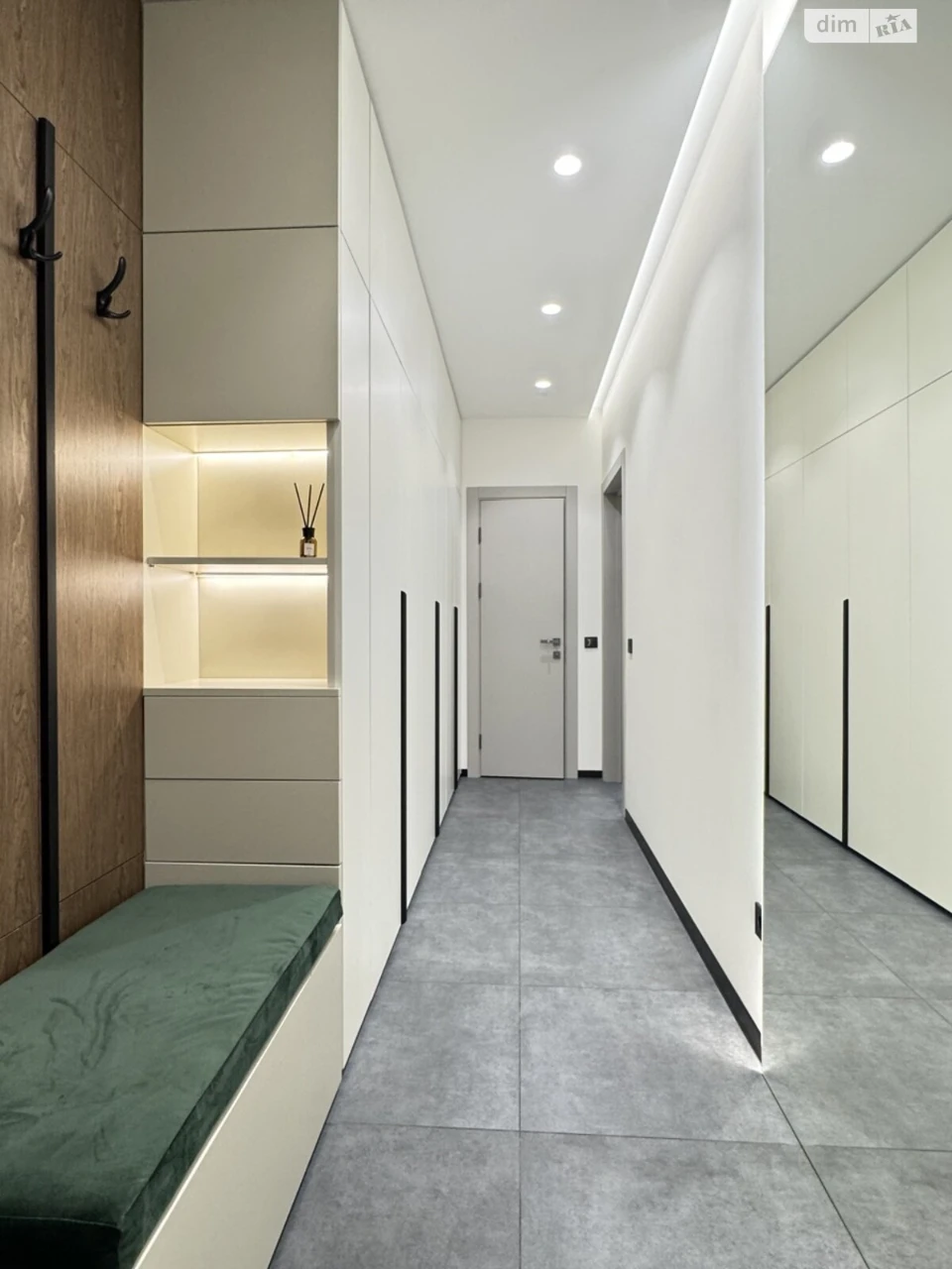 Apartment for Sale: Center