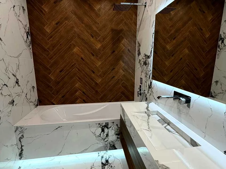 Apartment. Ivano-Frankivsk, Nadricna st.