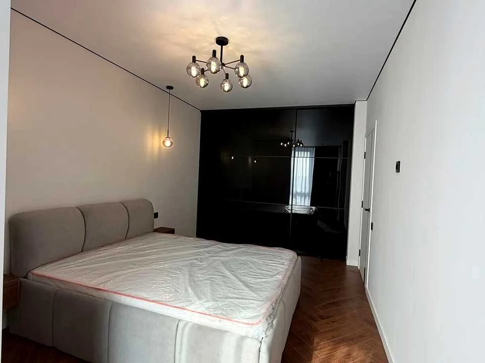Apartment. Ivano-Frankivsk, Nadricna st.