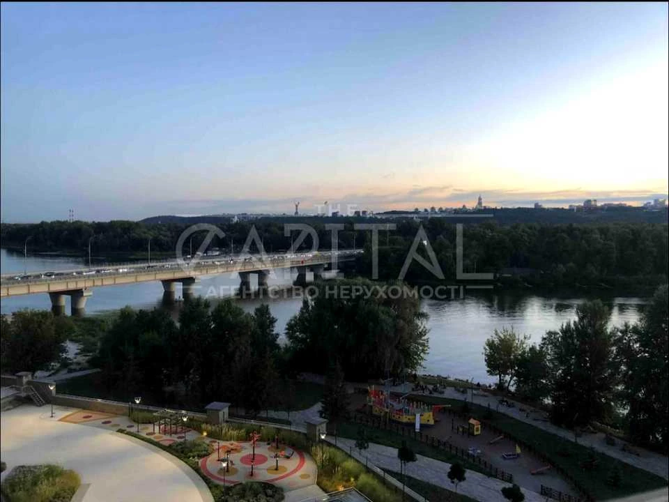 Квартира. Київ, Микільсько-Слобідська вул.