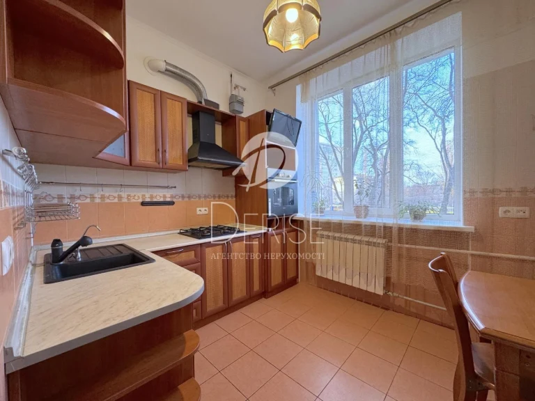 2-room for sale in Nivky, Brestaysky Prospekt, Shuliavka Nivky-Park