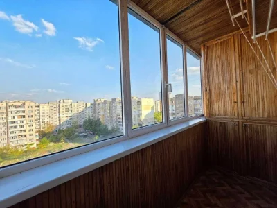 Продається 1 кімнатна квартира, вулиця Північна, 34, метро Героїв