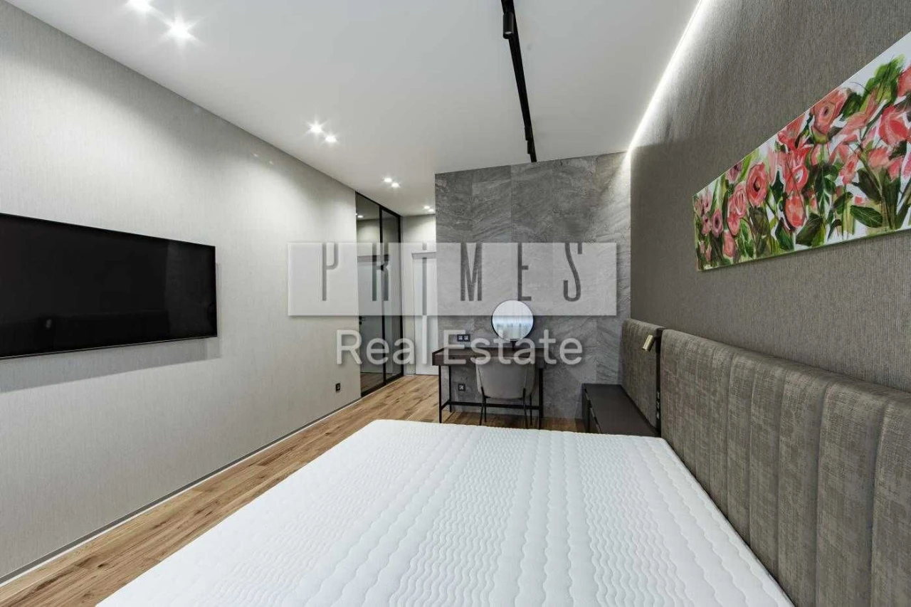 Sale of 5-room apartment 204 sq.m. for comfortable living