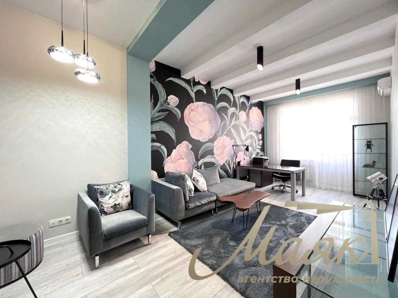 Продаж 2 рівневої квартири 171м2 з власною терасою, Шевченкі
