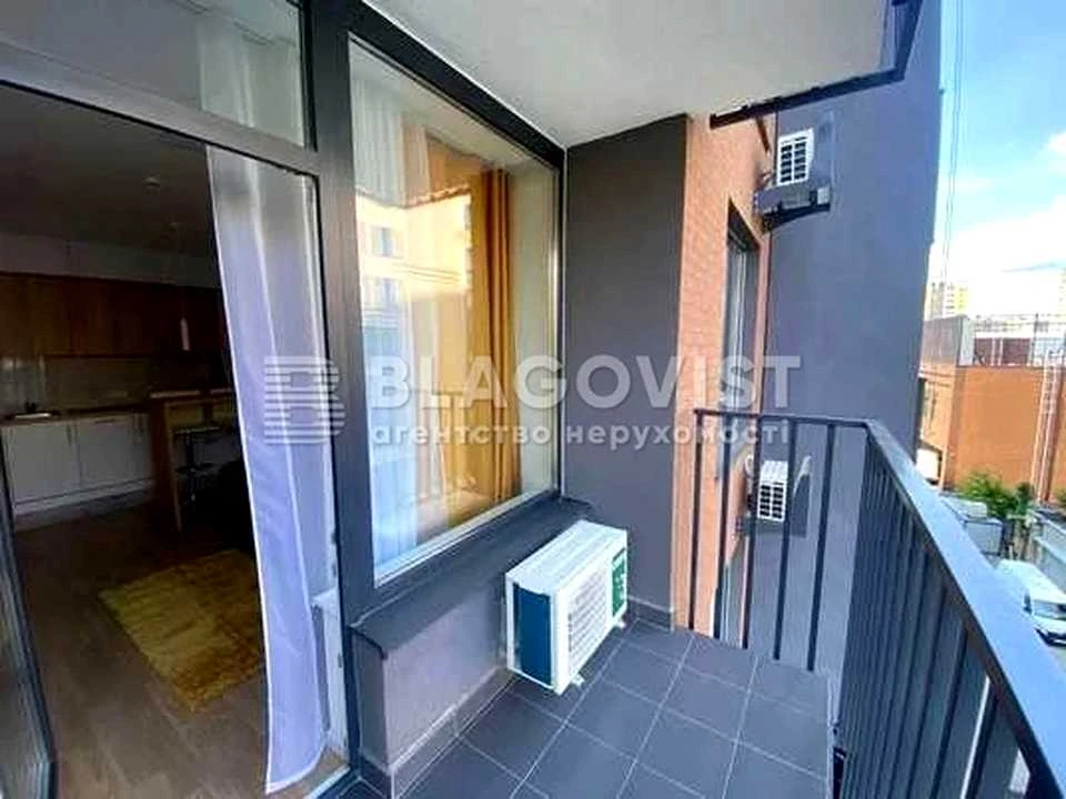 Apartment. Vasyl Susa st., Kyiv