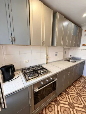 For Sale: 3-Bedroom Apartment in V. Kalinova (Obrazцова) in a Good