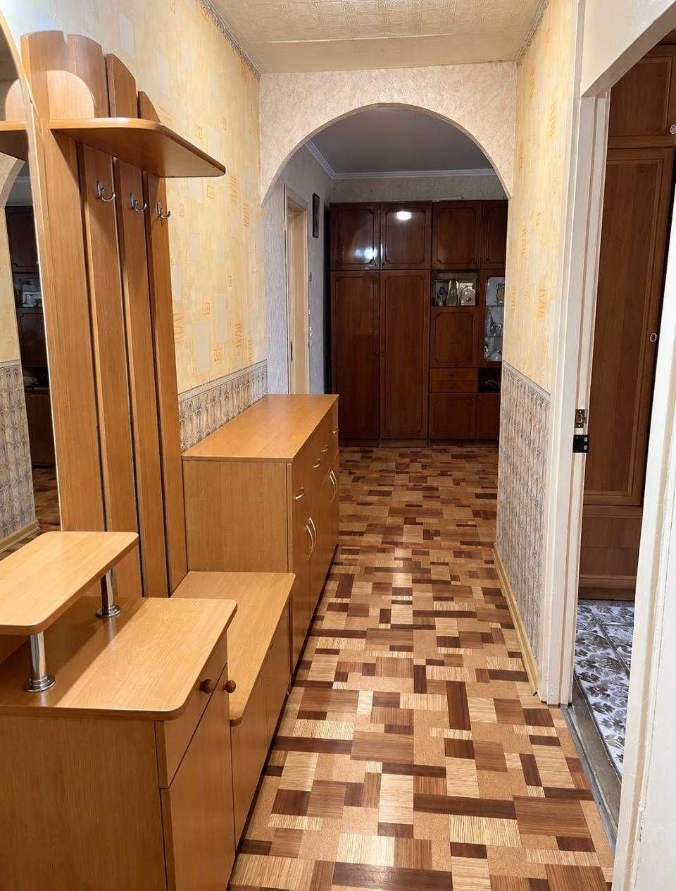 For Sale: 3-Bedroom Apartment in V. Kalinova (Obrazцова) in a Good