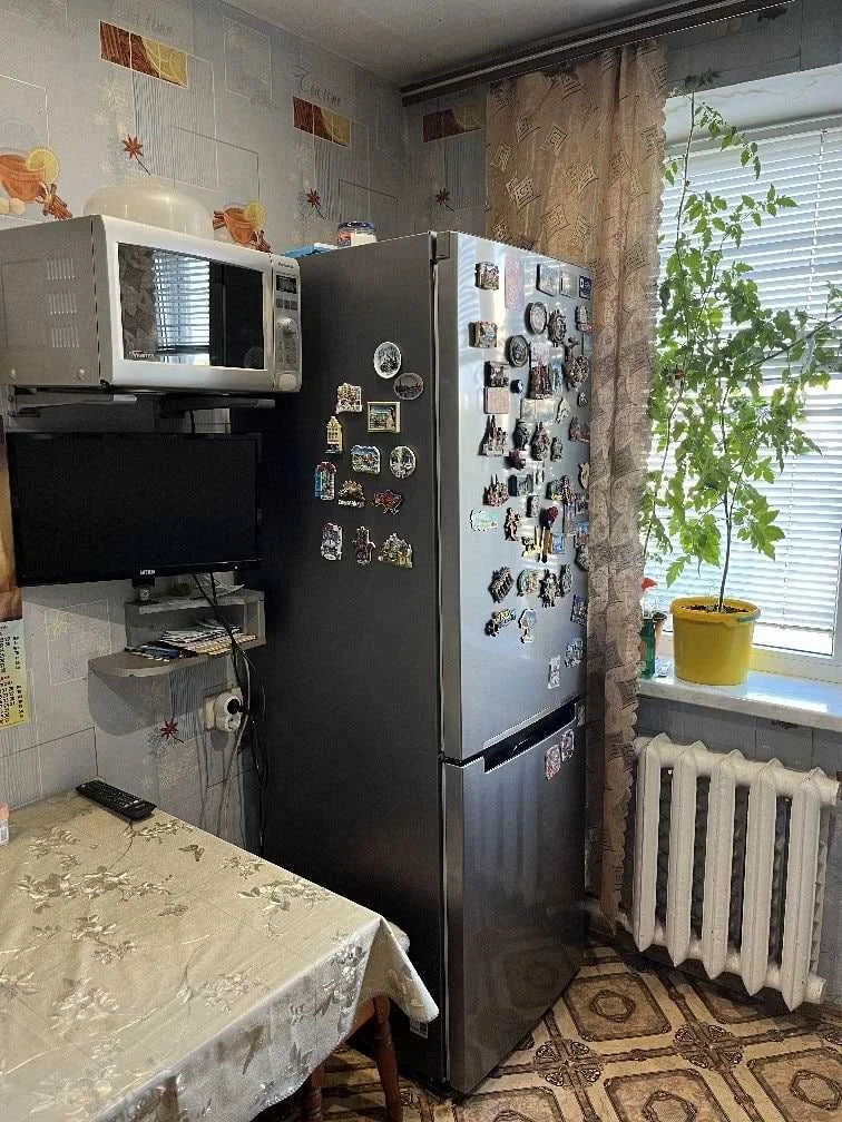 For Sale: 3-Bedroom Apartment in V. Kalinova (Obrazцова) in a Good