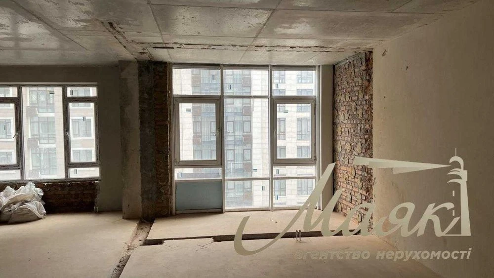 4-room apartment for sale in Bulvar Fontanov residential complex, ul. Sap
