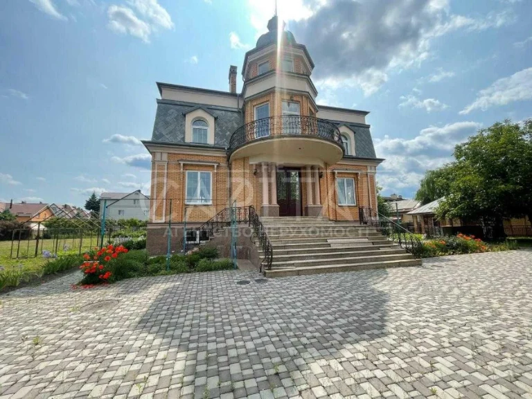 Sale / House / Beregova Street, Hatne (430 m2) 30 acres