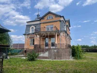 Sale / House / Beregova Street, Hatne (430 m2) 30 acres