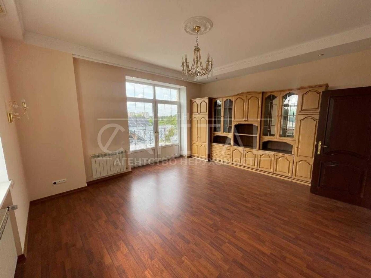 Sale / House / Beregova Street, Hatne (430 m2) 30 acres