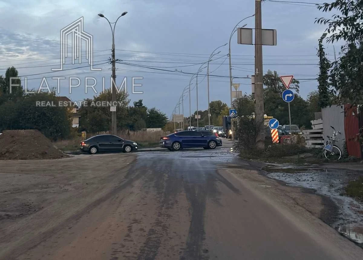LAND LOT FOR SALE IN KIEV! Berkovtsi, Sviatoshyn District