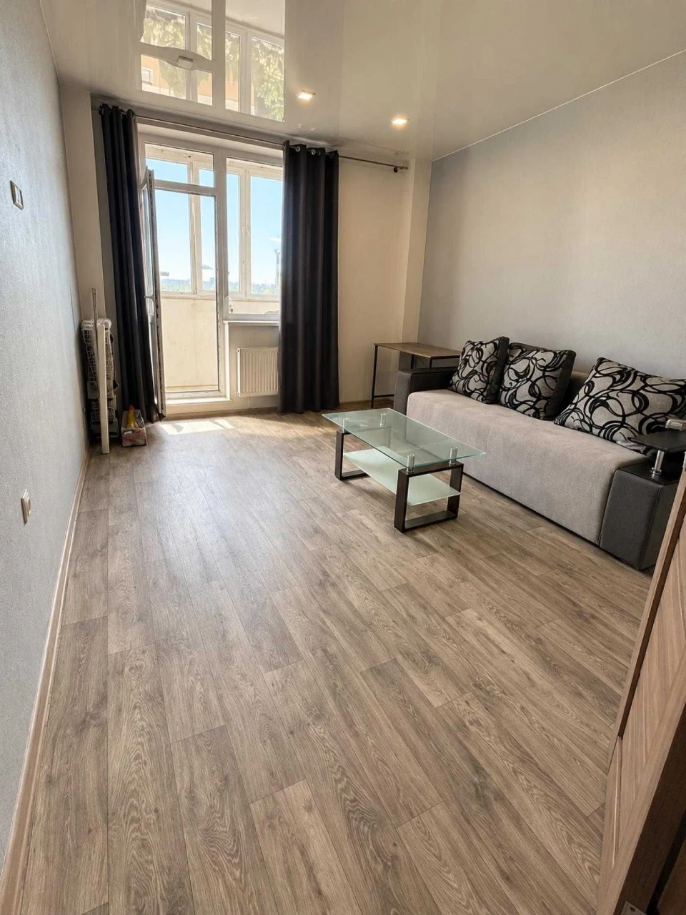 One-bedroom apartment in a new building on Bocharova Street