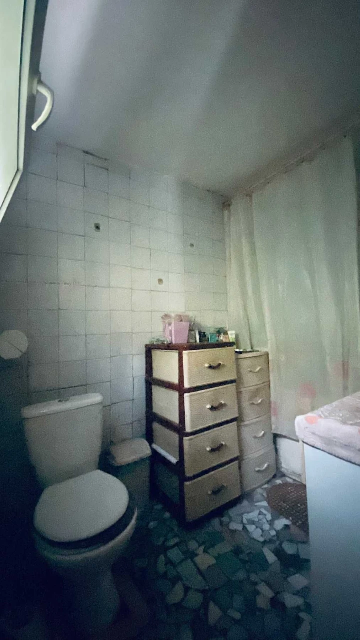 House in the area of the Great Fountain Station
