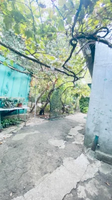 House in the area of the Great Fountain Station
