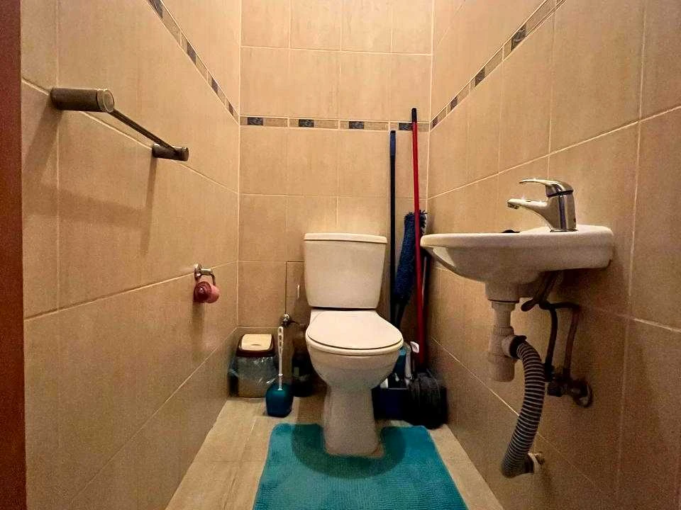Apartment. Ivano-Frankivsk, Zalesnicha St.