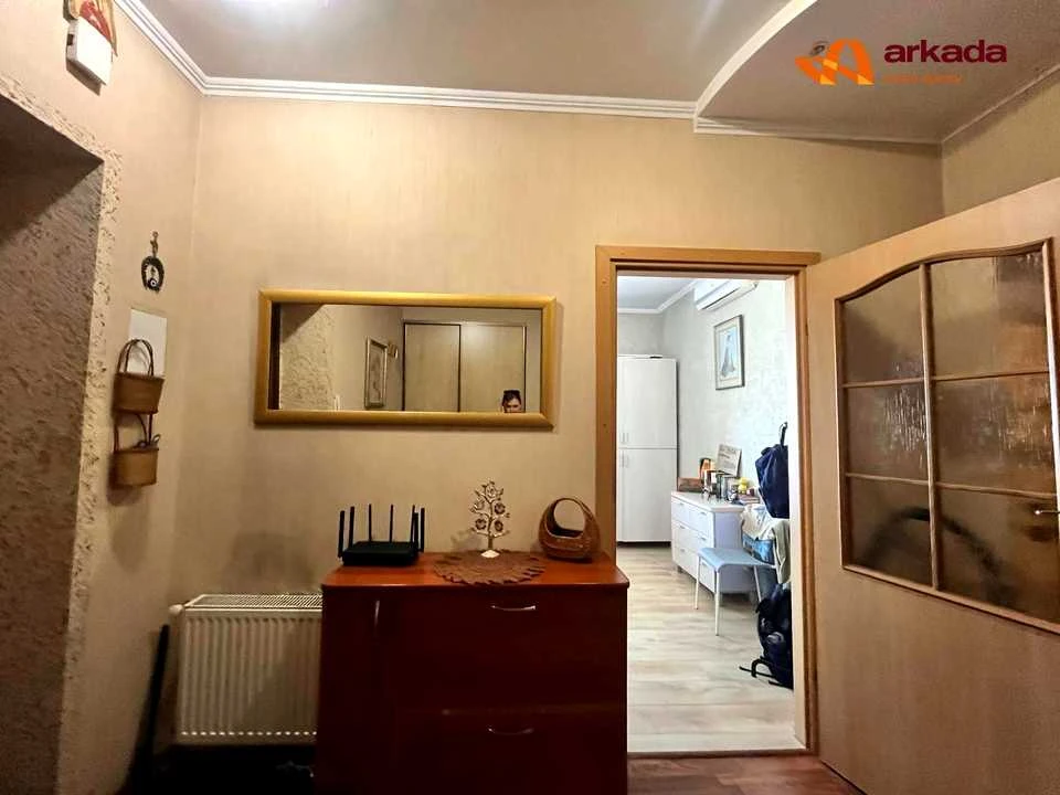 Apartment. Ivano-Frankivsk, Zalesnicha St.