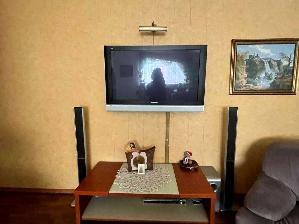 Apartment. Ivano-Frankivsk, Zalesnicha St.