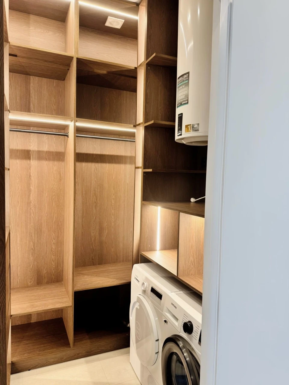 Premium apartment in the SHERWOOD complex: Designer apartment 60.3 m² with built-in storage