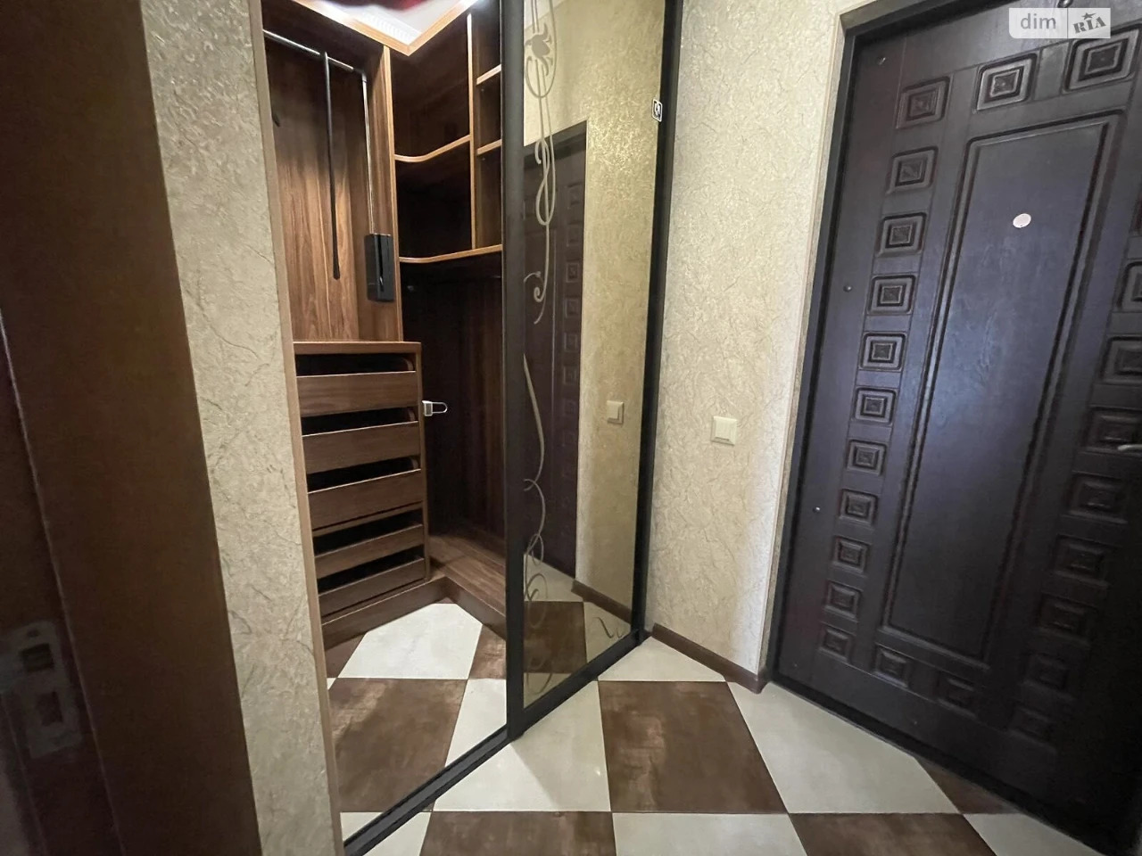 Довгострокова Оренда Квартири Озерна