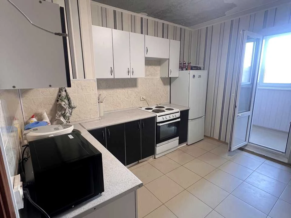 Apartment. Miloslavska st., Kyiv