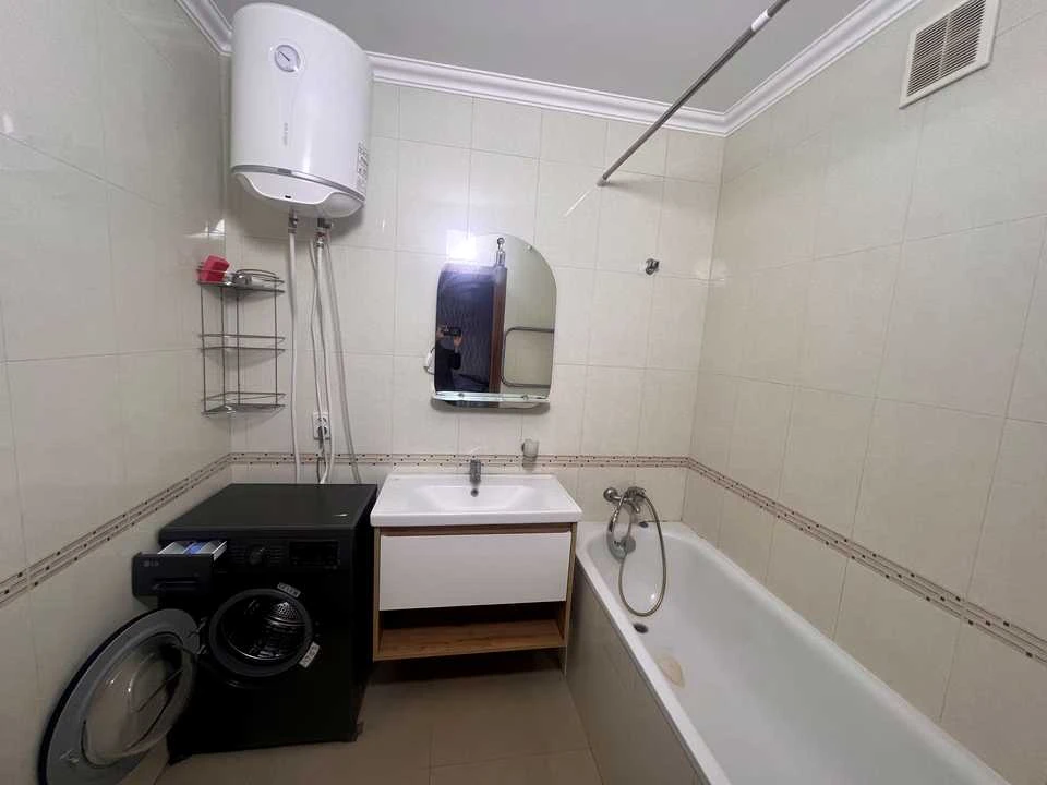 Apartment. Miloslavska st., Kyiv