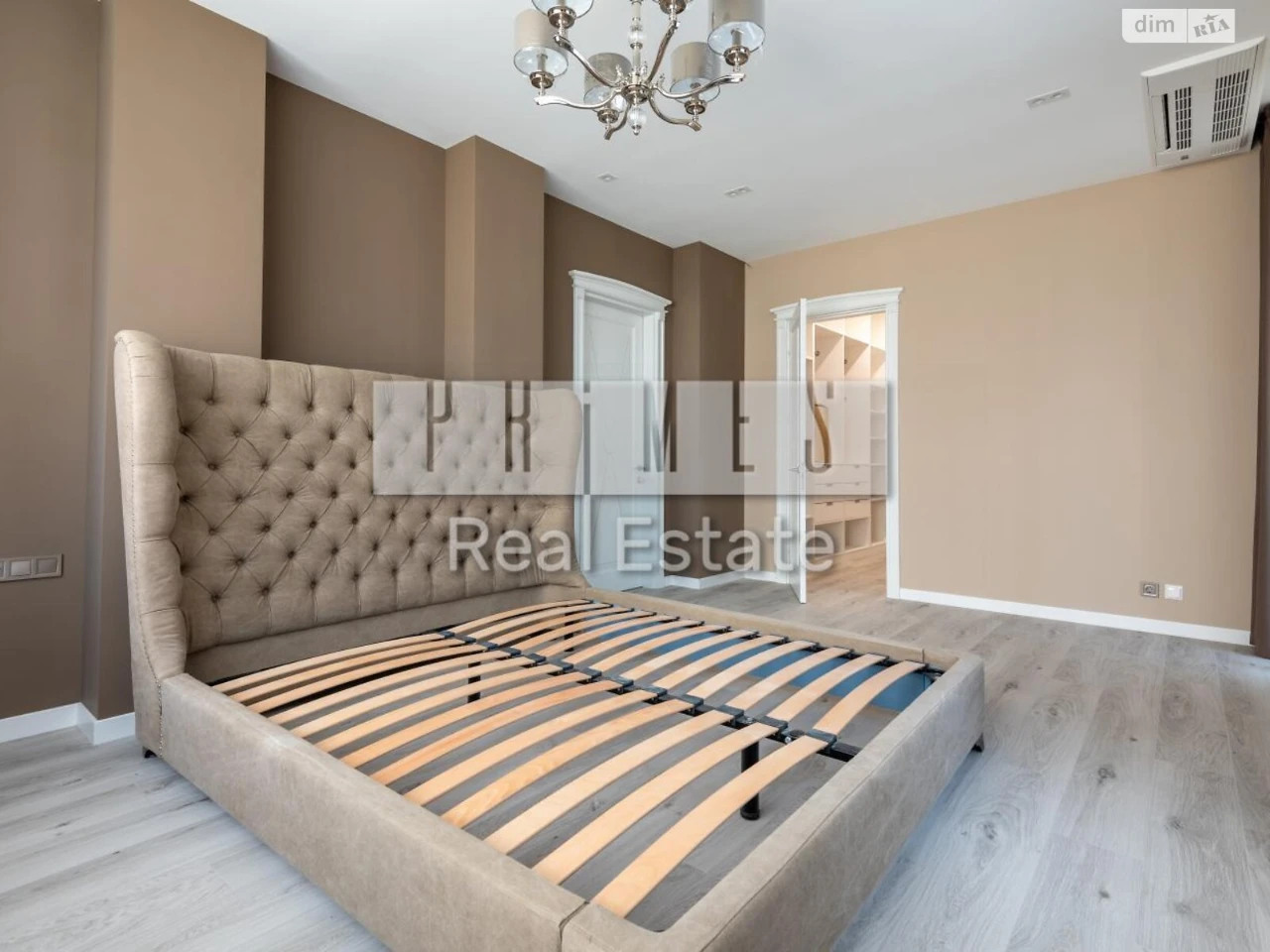 Long-Term Rental Apartment, Chorna Hora