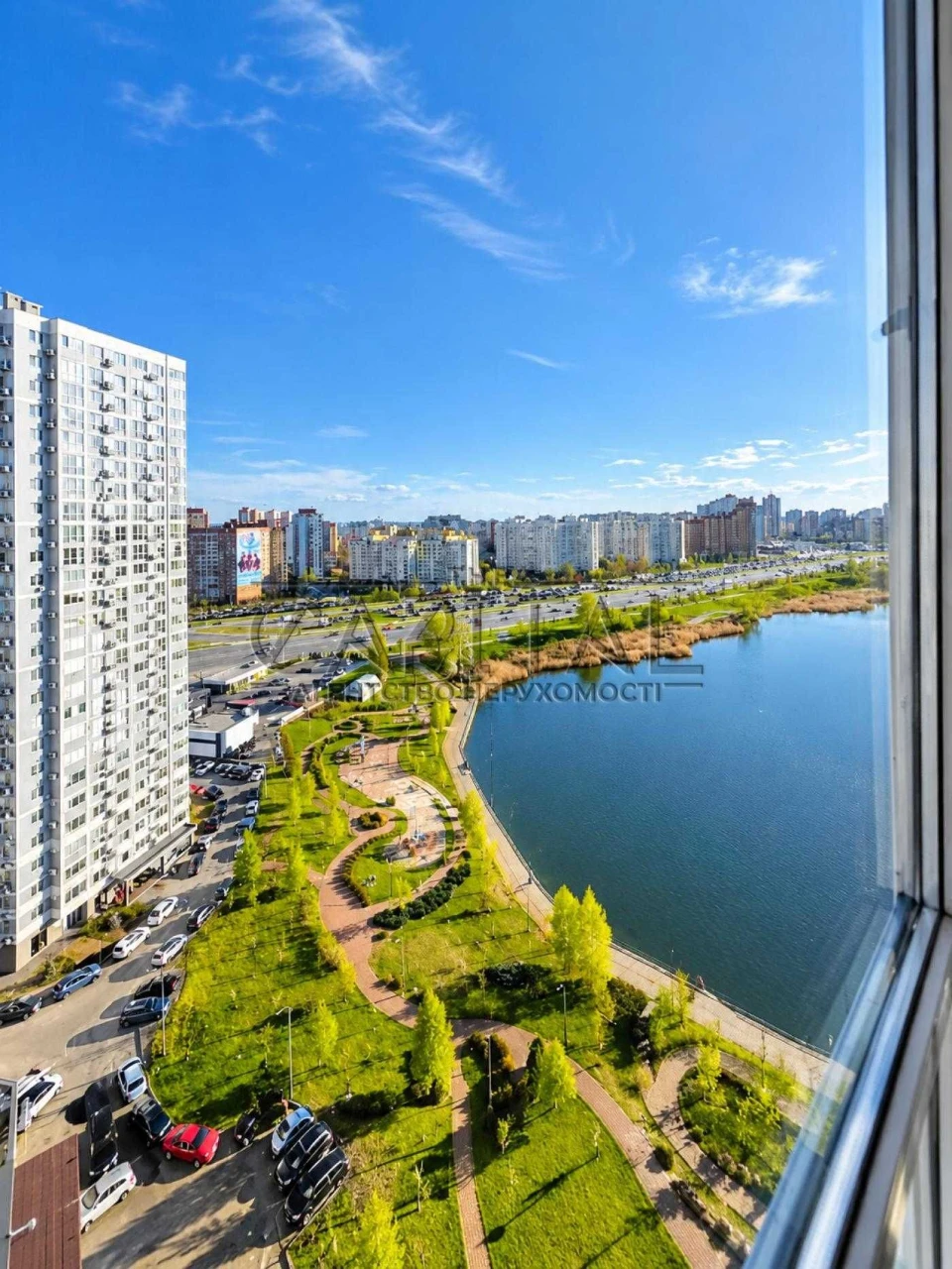 Buy a 3-bedroom Apartment in ЖК Лебединий/Панормана