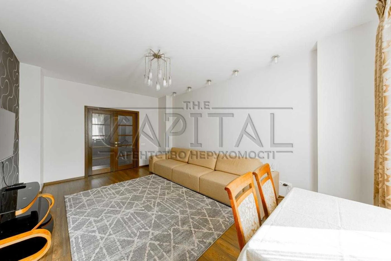 Продаж / Трикімнатна квартира 110 м2 / Дмитрівська 75 / Шевч
