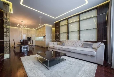 Sale of a spacious 4-room apartment 130m2 in residential complex "Novopechersk"