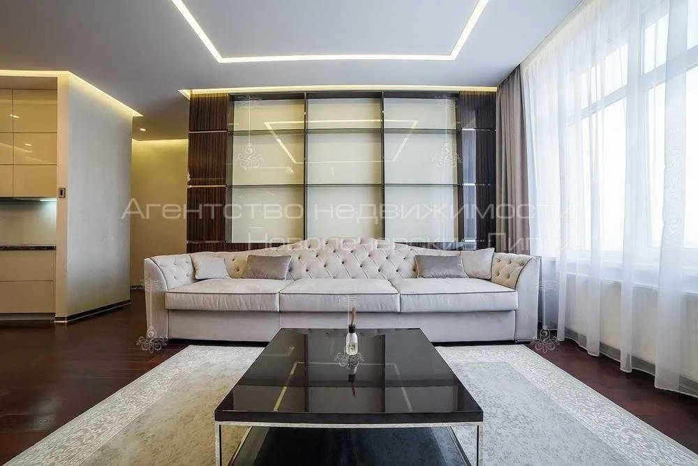Sale of a spacious 4-room apartment 130m2 in residential complex "Novopechersk"