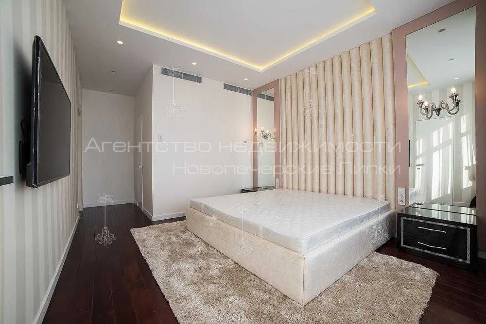 Sale of a spacious 4-room apartment 130m2 in residential complex "Novopechersk"