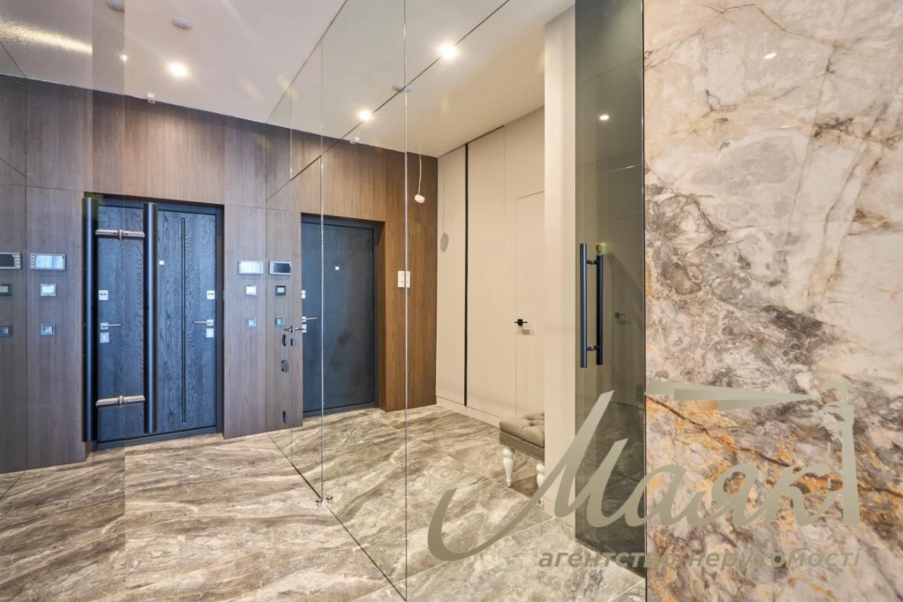 Продажа 3-комнатной квартиры в центре Киева, Печерск