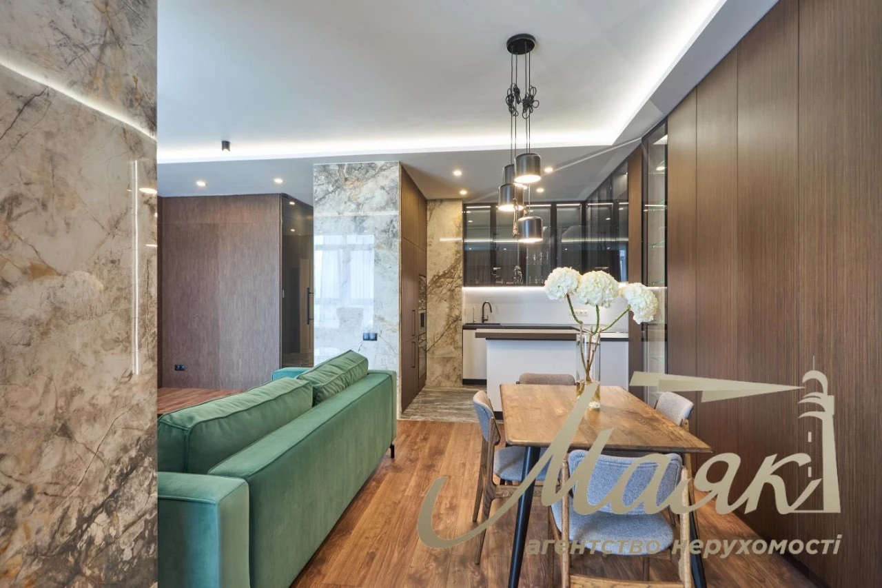 Продажа 3-комнатной квартиры в центре Киева, Печерск