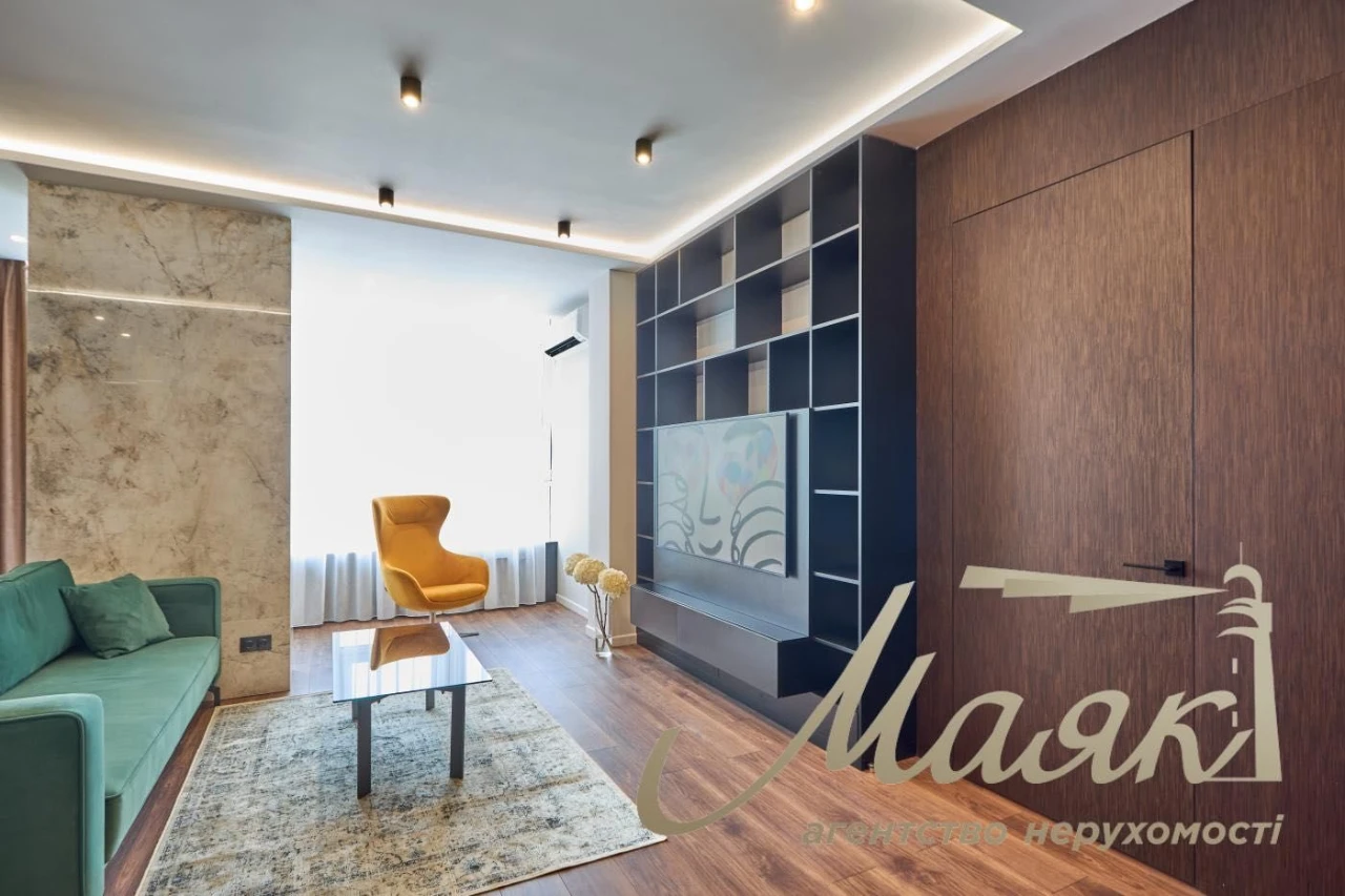 Продажа 3-комнатной квартиры в центре Киева, Печерск