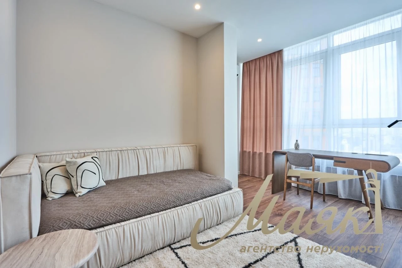 Продажа 3-комнатной квартиры в центре Киева, Печерск