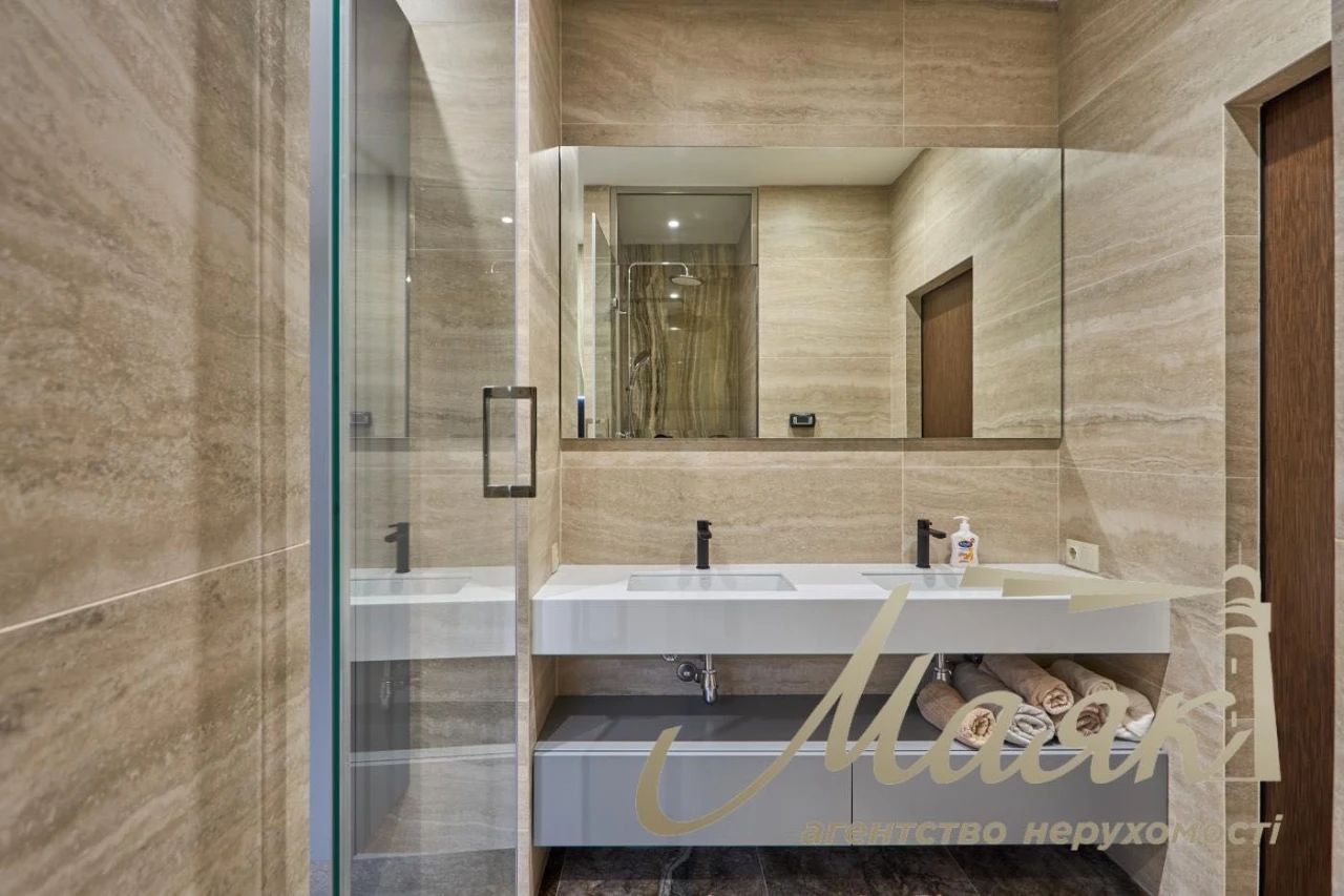 Продажа 3-комнатной квартиры в центре Киева, Печерск