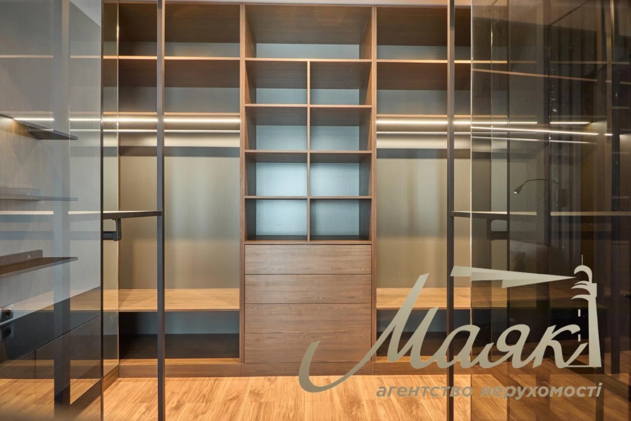 Продажа 3-комнатной квартиры в центре Киева, Печерск