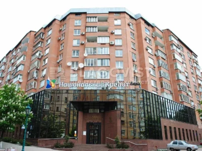 Срочно продаётся Киев, улица Александра Кониского, 52-58