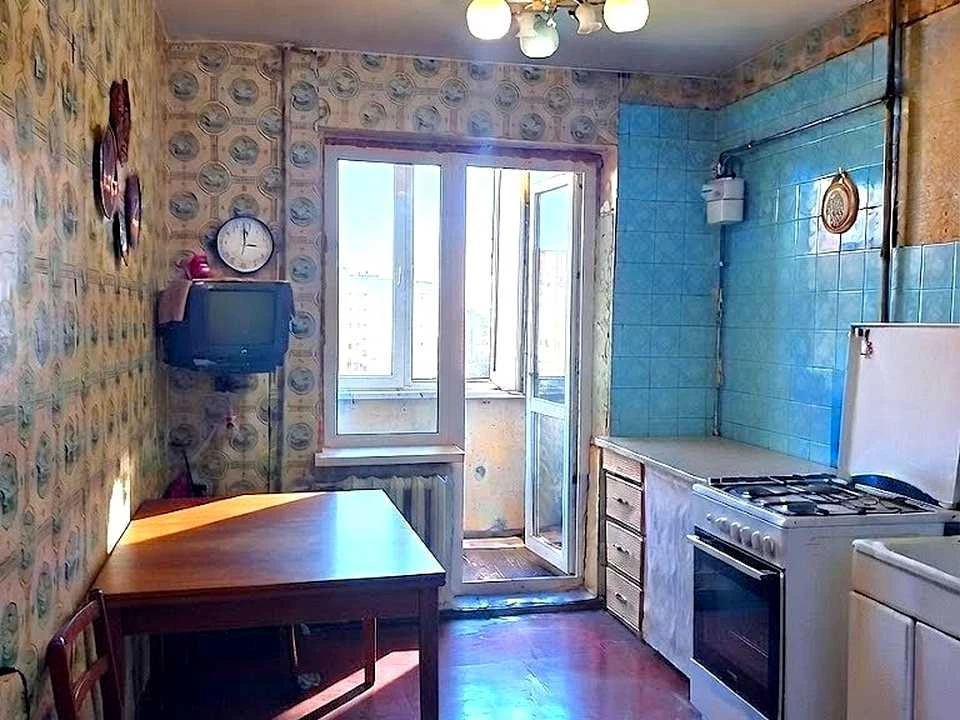 Квартира. Одесса, улица Бреуса