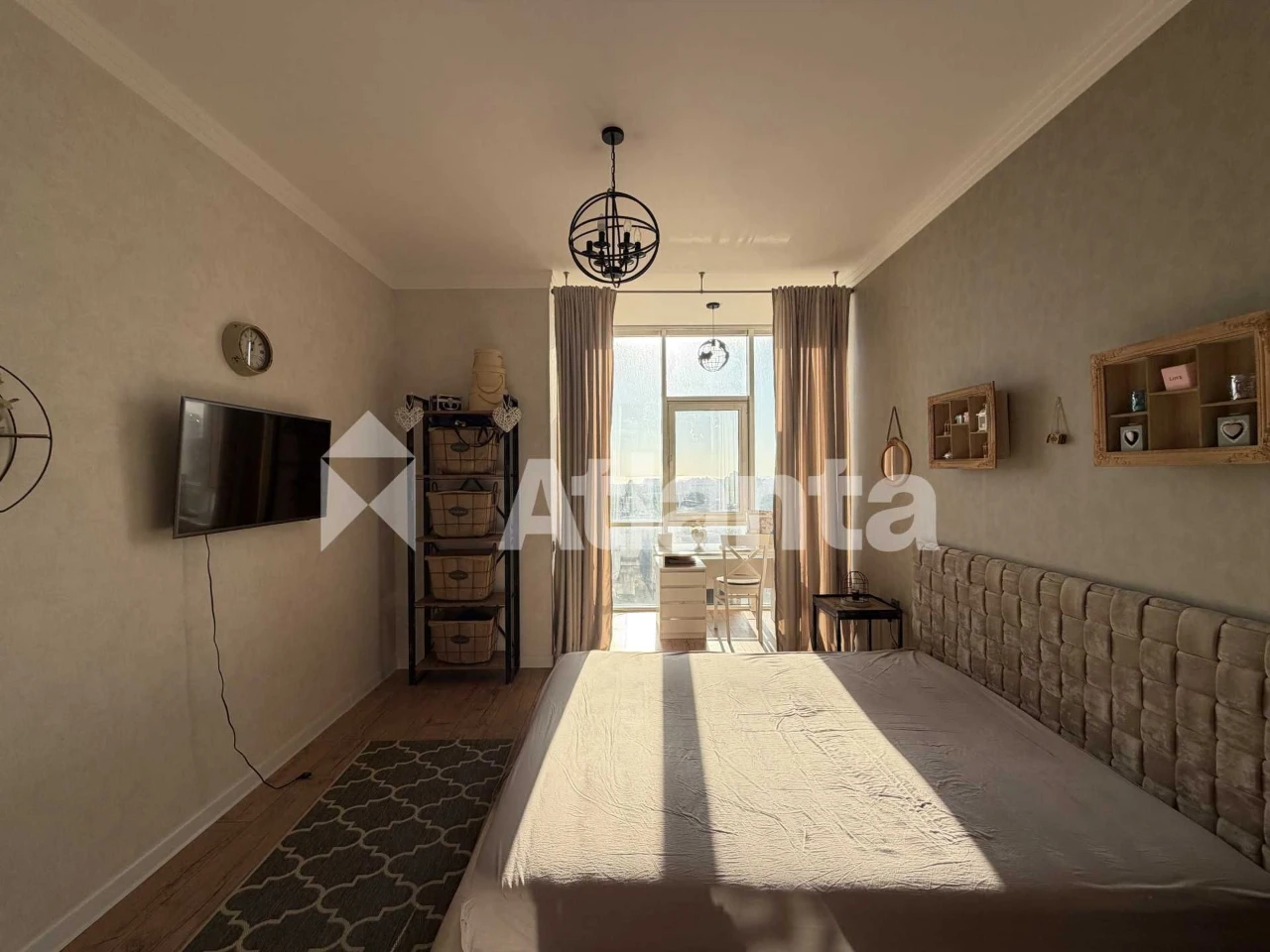 Center! Residence "17 Pearl" - Renovated. Astashkina Street.