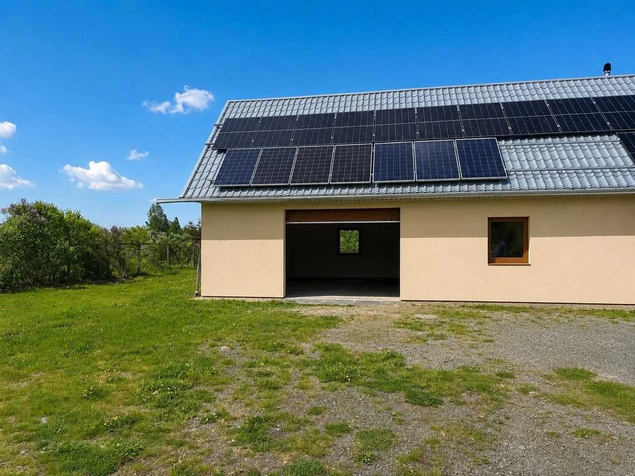 For Sale: Country Complex, 3 Hectares, 10 km from Vinnytsia
