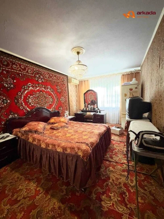 Продажа 3-комнатной квартиры на ул. Довженко, в районе парка Шевченко