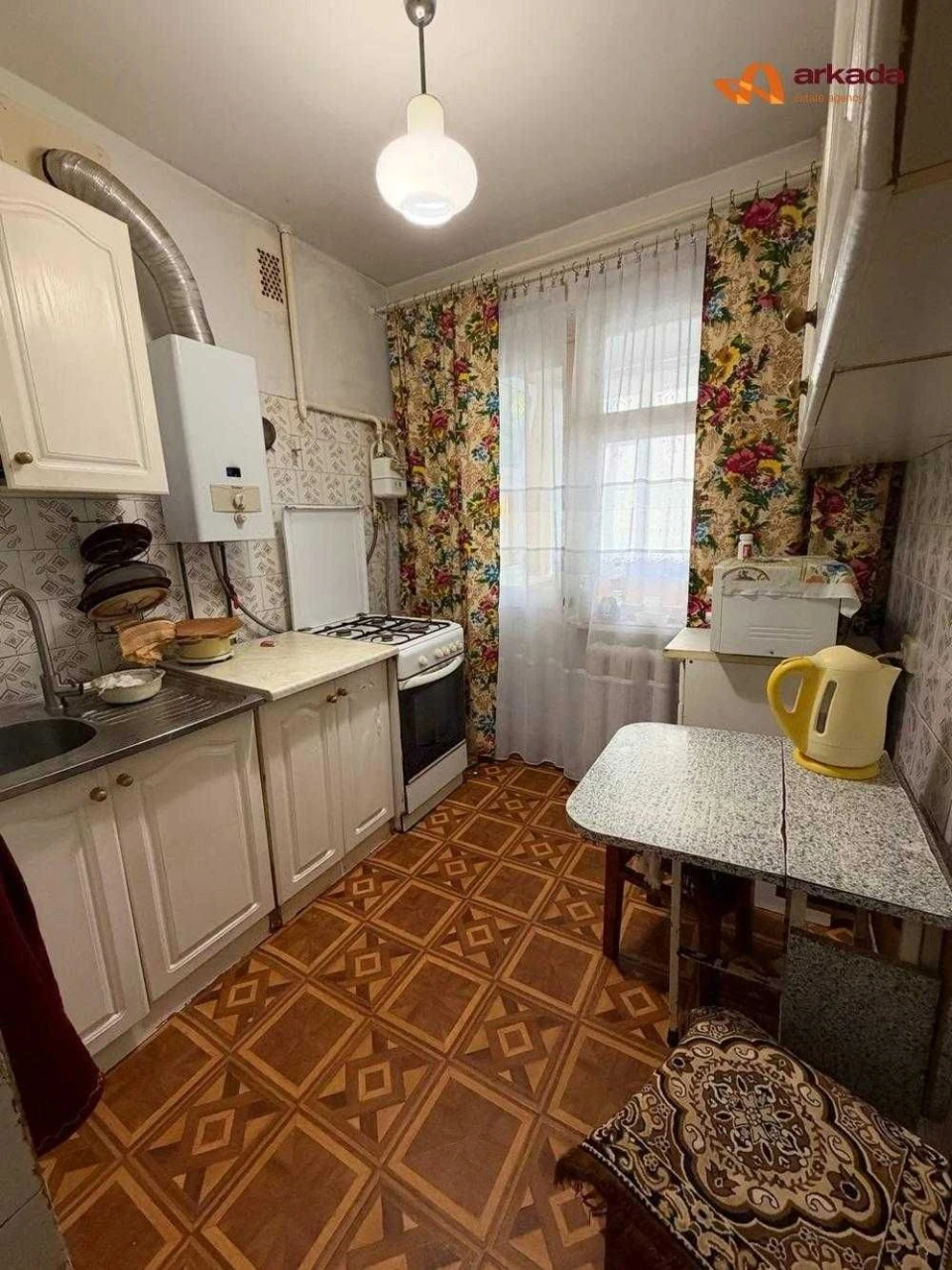 Продажа 3-комнатной квартиры на ул. Довженко, в районе парка Шевченко