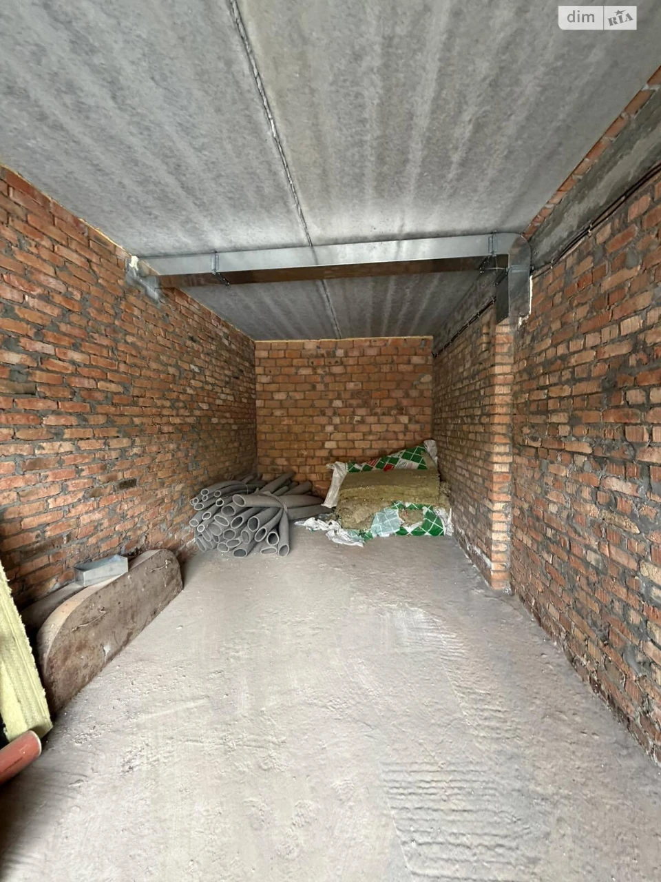 Продаж Підземний паркінг Виставка