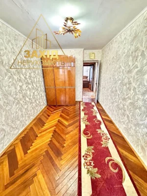 Трикімнатна квартира, 61,3 м², цегляний будинок, зручне розташування