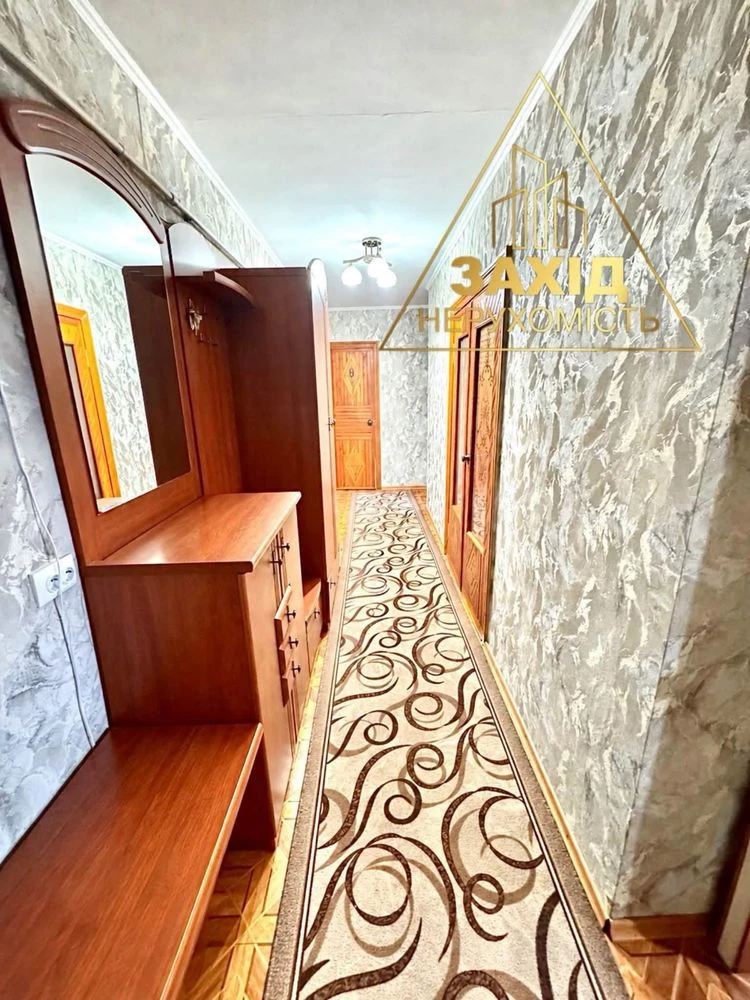 Трикімнатна квартира, 61,3 м², цегляний будинок, зручне розташування