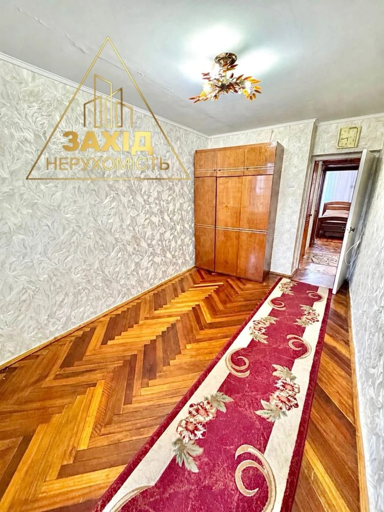 Трикімнатна квартира, 61,3 м², цегляний будинок, зручне розташування
