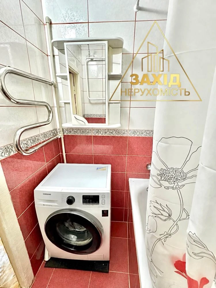 Трикімнатна квартира, 61,3 м², цегляний будинок, зручне розташування